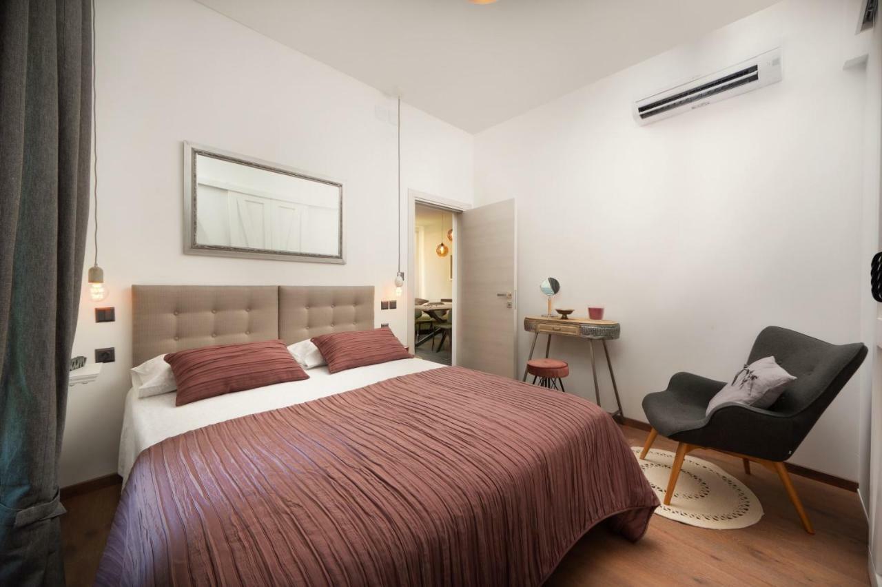 Apartment Altana With Free Parking プーラ エクステリア 写真